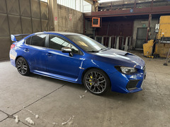 Autovettura Subaru WRX