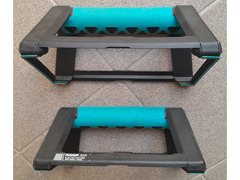 Maniglie per piegamenti Push Up Bar 500 Corength di Decathlon,misura 19 x 11 x 7 cm.