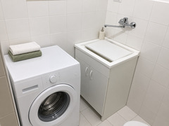 Camere Singole Ristrutturate – Catania, Zona Barriera/Cittadella/Policlinico