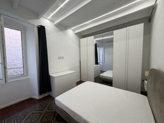 LOANO CENTRO VENDESI TRILOCALE AMPIO