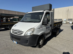 Autocarro ribaltabile Iveco Daily (35E4)
