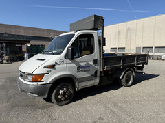 Autocarro ribaltabile Iveco Daily (35C9A)