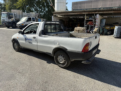 Autocarro Fiat Strada