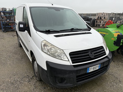 LOTTO 4 - Furgone Fiat Scudo targato DT900TY