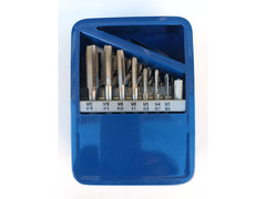 Filettature e foratura per metalli con robusta cassetta metallica kit completo.