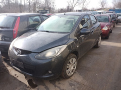 Pezzi per Mazda 2 1300 16v anno 2009 ZJ