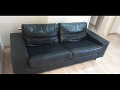 Divano in pelle nero