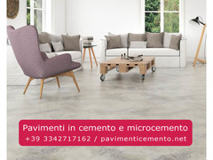 Realizziamo pavimenti in microcemento per la casa e per edifici industriali e commerciali.