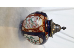 Potisch in porcellana IMARI