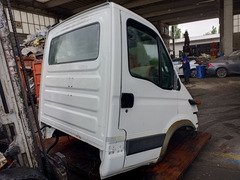Cabina IVECO DAILY anno 2003