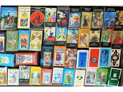 Tarot  ,Sibille, carte divinatorie collezione formata da  78 mazzi