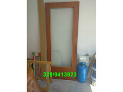 Porta da interno con vetrata