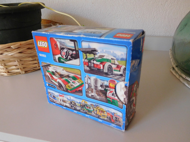 Automobile da corsa LEGO City mod. 60053 - 2/2