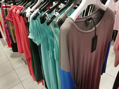 stock abbigliamento firmato multi brands donna