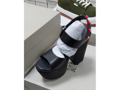 STOCK CALZATURE DONNA “RUCOLINE”