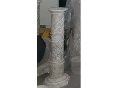 Colonna in marmo