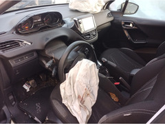 Pezzi per Peugeot 208 1.4 HDI anno 2015 8H01