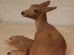 Cerbiatto Bambi con mamma, dipinti a mano