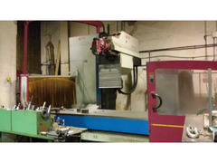 Fresatrice CNC Lagun