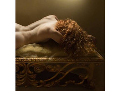 Artistica modella