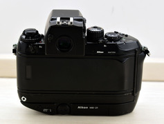 NIKON F4s+BATTERY PACK MB-21+BOX