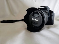 Canon EOS 250D + Obiettivo 18-55