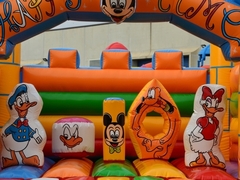 Saltarello gonfiabile castello per bambini