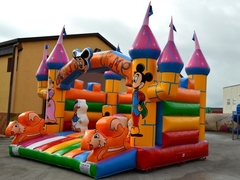 Saltarello gonfiabile castello per bambini