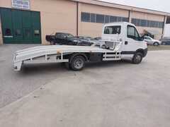 IVECO DAILY CARROATTREZZI
