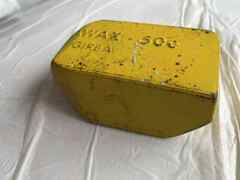 Cera solida colore giallo per calzolaio