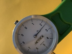 Fianchi a vegetale colore giallo limone