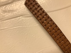 Nastro in pelle cognac per collari e tracolle
