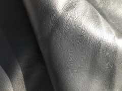Pelle canguro colore Nero