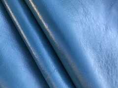 Pelle canguro colore cobalto