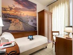 Sovrana Hotel & SPA