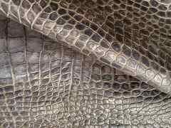 Scampolo pelle Cocco acciaio effetto vintage – YR2