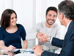 Agente immobiliare professionista