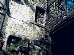 Casa indipendente in sasso da ristrutturare
