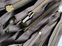 Cerniere lampo cm 14 colore Marrone – CN8