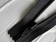 Cerniere lampo in nylon nero da cm 14