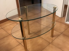 Tavolino in vetro e ottone