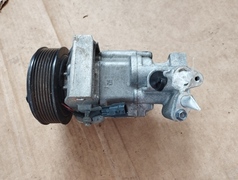 Compressore clima Dacia Sandero 0.9 Z0015421C