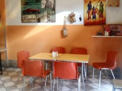 Vendesi PIZZERIA - strada principale