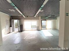 Negozio e/o Ufficio centro Sirtori (Lc)