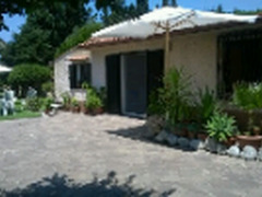 Dependance in mezzo al verde per periodo estivo