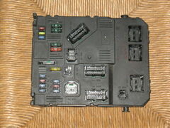 Ecu body bsi E02-00 citroen peugeot 9657990780 mg s118085220f