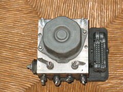 POMPA ABS RENAULT CLIO SANDERO 0265956285 2265106516 476605492R