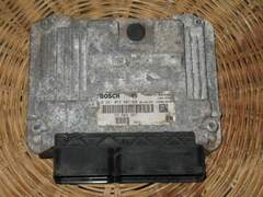 ECU SAAB 9 3 1.9 GM 55563967 BOSCH 0281013807 EDC16C9 3.81