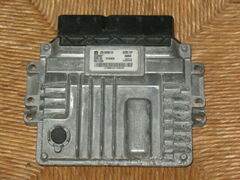 ECU OPEL ANTARA CAPTIVA 2.2 CDTI 25189813 DCM3.7AP 25184894