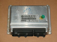 ECU AUDI A4 PASSAT 1.8 0261204774 8D0907558B M 3.8.4 M3.8.4
